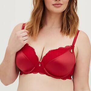 Torrid NWT Lightly Lined T-Shirt Bra Microfiber & Lace Red Underwire Size 44C